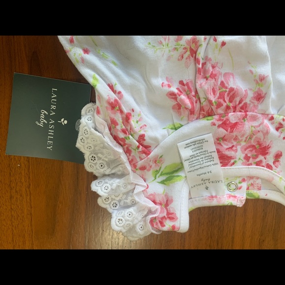 Laura Ashley 9 month onesie - Picture 2 of 3